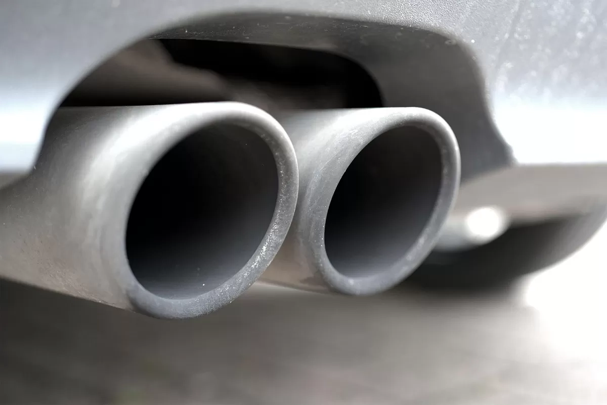 5 Penyebab Air Menetes dari Knalpot Mobil, Kenali Tanda Masalah atau Normal!