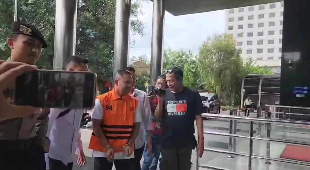 Geledah Kantor Gubernur Riau, KPK Amankan Dokumen Anggaran hingga Bukti Elektronik