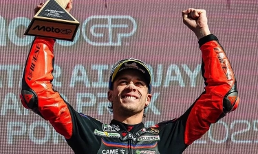 Marco Bezzecchi Resmi Menggeser Francesco Bagnaia Pada Posisi Ketiga Klasemen Juara Dunia MotoGP 2025
