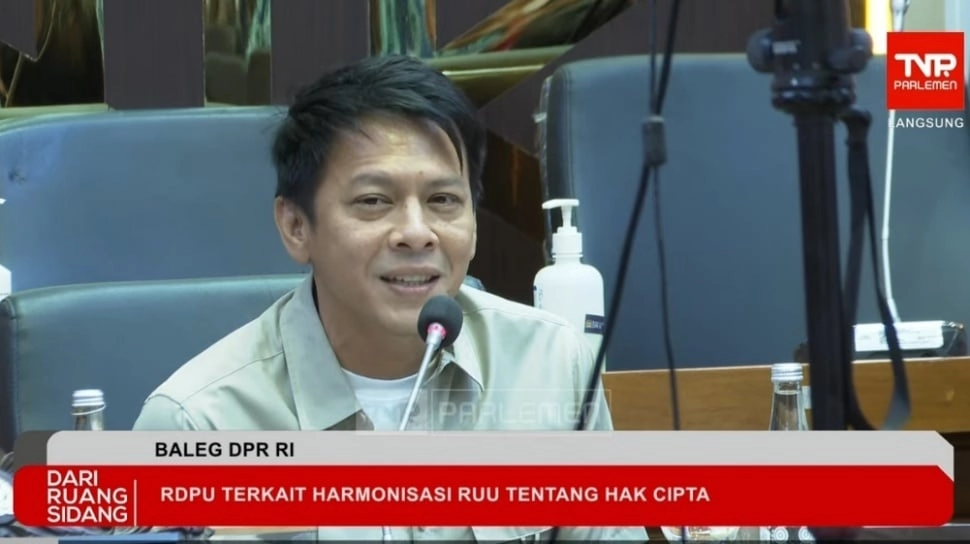 Suasana Rapat RUU Hak Cipta di DPR Mencair, Ketua Baleg Minta Ariel Noah Bernyanyi