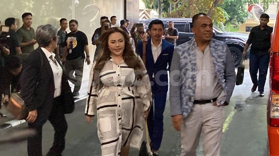 Terbongkar dari Tato! Polisi Tetapkan Pria Lawan Main Lisa Mariana Tersangka Kasus Video Porno