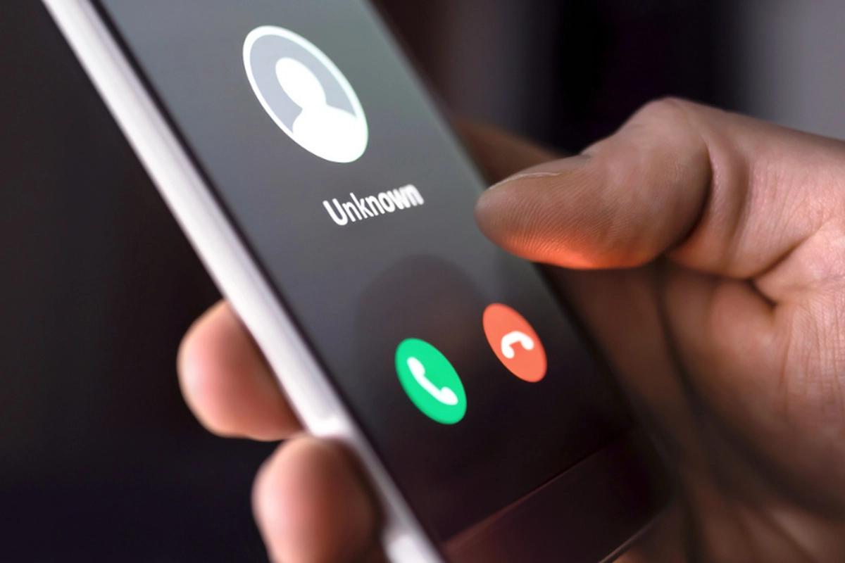 2 Cara Menyembunyikan Nomor saat Telepon di HP dengan Mudah dan Praktis