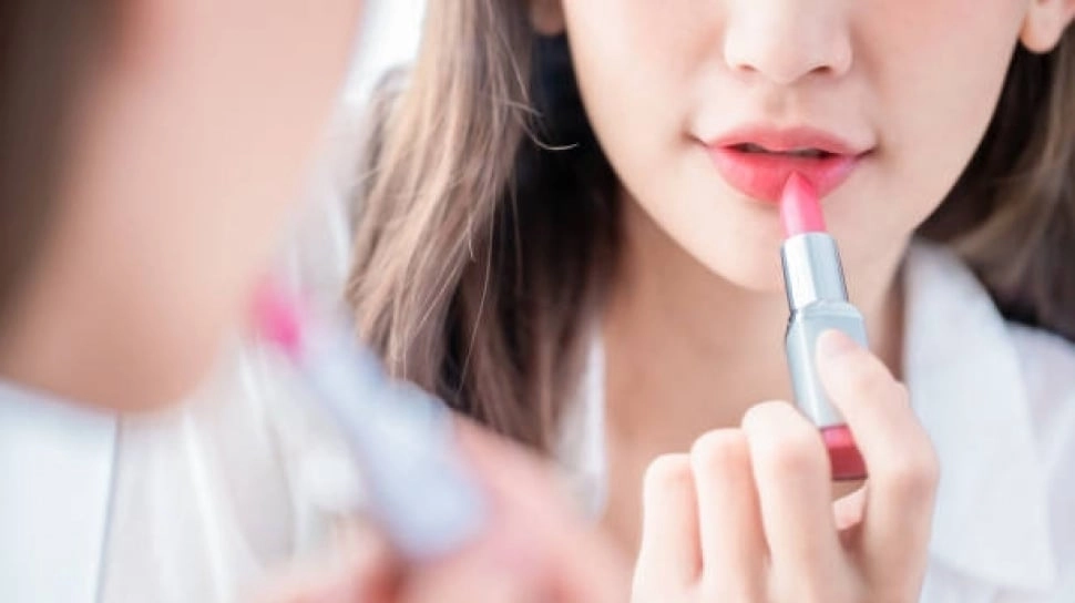 5 Rekomendasi Lipstik Transferproof: Tahan Lama, Cocok untuk yang Suka Jajan