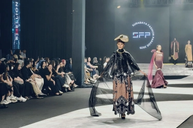18 Tahun Surabaya Fashion Parade Jadi Seruan Kreativitas Tanpa Batas