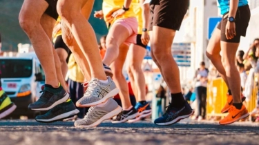 5 Sepatu Running Lokal Paling Juara: Harga Murah, Performa Berani Diadu Produk Luar