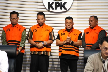 KPK Sita Jeep Rubicon, BMW, hingga Dokumen Terkait Dugaan Suap dan Gratifikasi Bupati Ponorogo