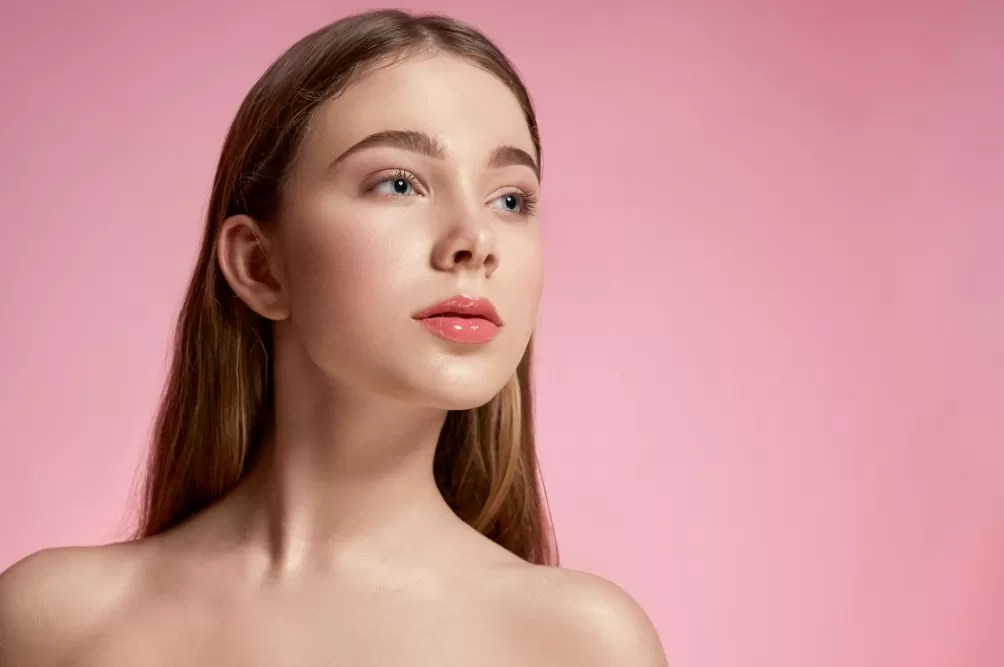 Ampuh! Ini 5 Cara Sederhana Mengatasi Bibir Gelap dan Kering dengan Bahan Alami