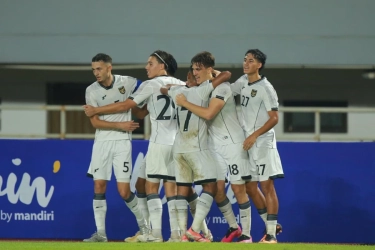 Pelatih Mali Puji Bintang dari MU, Tak Kaget Mauro Zijlstra Bikin Gol