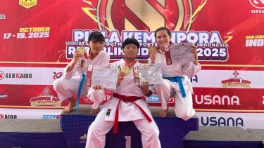 Tangguh! 7 Siswa Ini Borong Medali di Kompetisi Karate Internasional