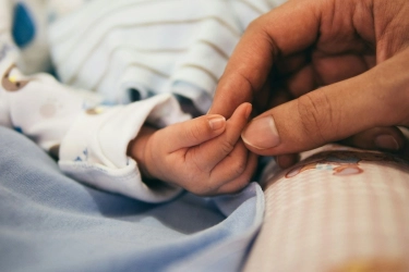 Bayi Sehat yang Lahir Cukup Bulan Tetap Rentan Terinfeksi RSV, Ini Kata Dokter