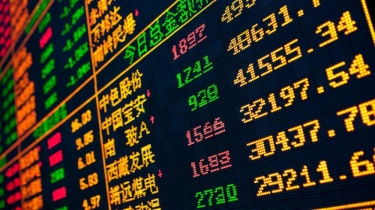 Bursa Tertekan Aksi Taking Profit: IHSG Diprediksi Stabil, Cek Saham-saham Rekomendasi