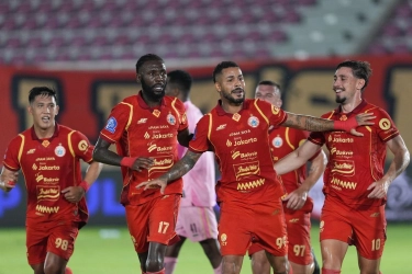 Hasil HT Persija Vs Persik 0-1: Gol Ezra Jadi Pembeda, Laga Tertunda karena Genangan