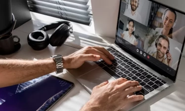 5 Tips Aman Bekerja di Luar Negeri, KDM: Siapkan Mental Biar Tidak Merepotkan Banyak Orang