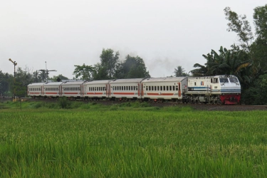 Ada Diskon Tiket 30 Persen Buat 182 Kereta Api Saat Natal dan Tahun Baru