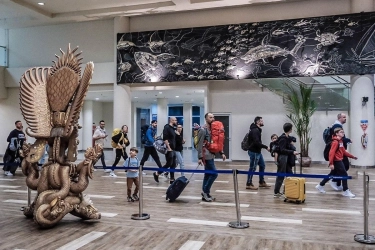 Indonesia Targetkan 17,6 Juta Kunjungan Turis Asing pada 2026