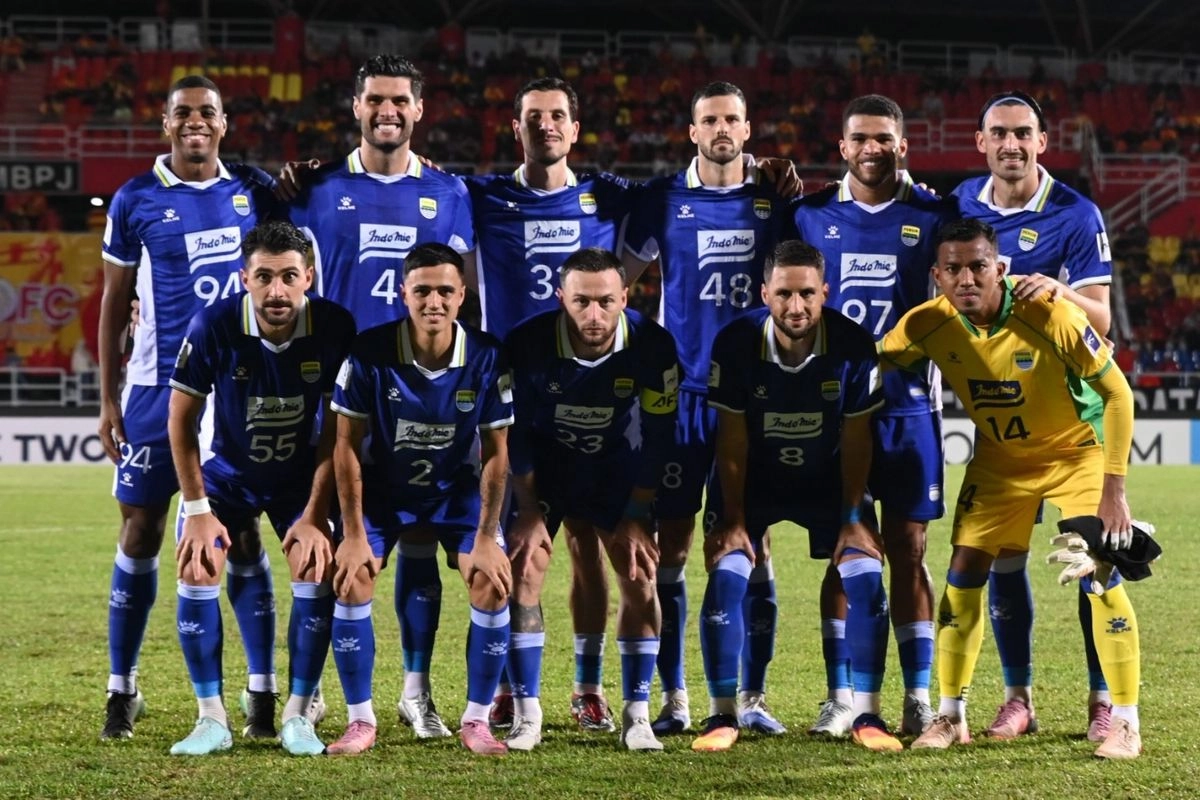 Prediksi Susunan Pemain Persib Vs Dewa United, Siapa yang Akan Starter?