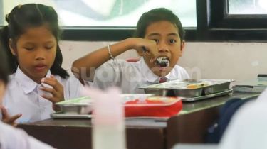 Gak Perlu Marah di Grup WA Lagi, Call Centre 127 Siap Tampung Keluhan Soal Program MBG