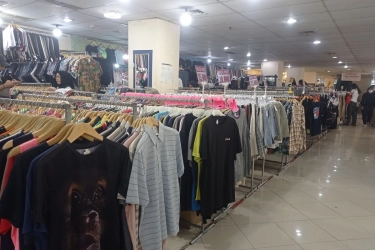 Menkeu Purbaya Tolak Legalkan Impor Baju Bekas, APPBI Setuju