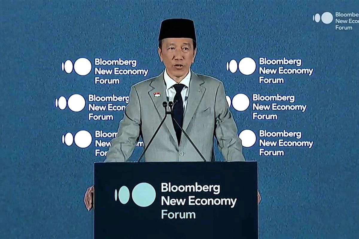 Saat Jokowi dan Gibran Kompak Banggakan QRIS di Forum Internasional