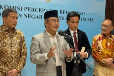 Warga Lebih Suka Lapor Damkar, Jimly: 