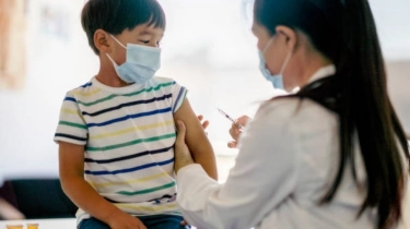 IDAI Ingatkan: Jangan Berangkat Liburan Akhir Tahun Sebelum Cek Vaksin Anak!