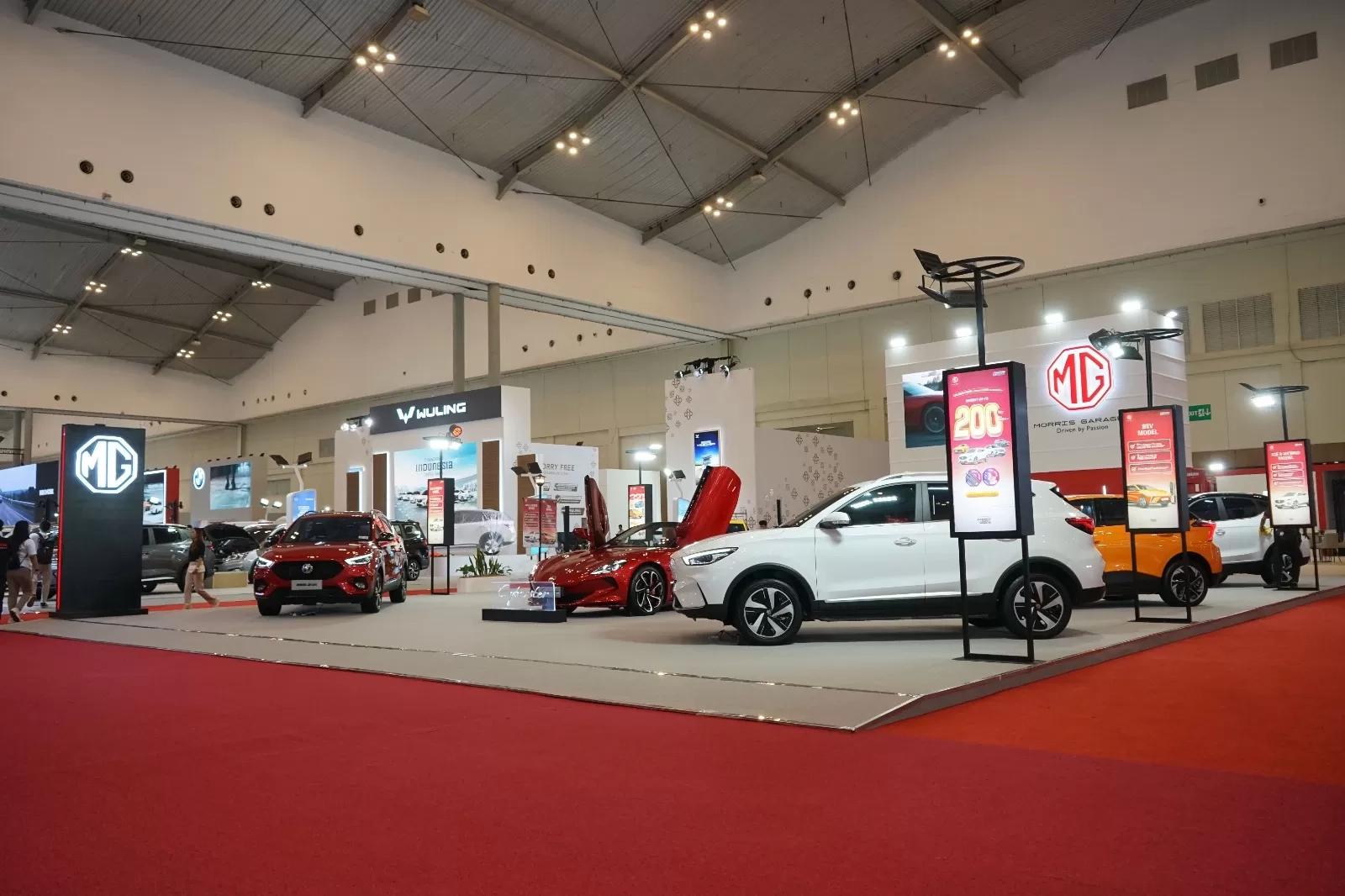 MG Hadirkan Line Up Lengkap dari Hybrid sampai BEV, Cek Penawaran Menariknya