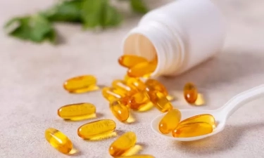 Tak Hanya Skin Care, Kulit yang Rentan Berjerawat Juga Butuh Suplemen Vitamin E tapi dengan Formula Khusus