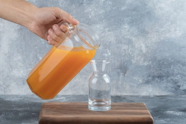 Jamu Kian Digandrungi Gen Z, Dokter Ingatkan Pilih Wadah yang Aman