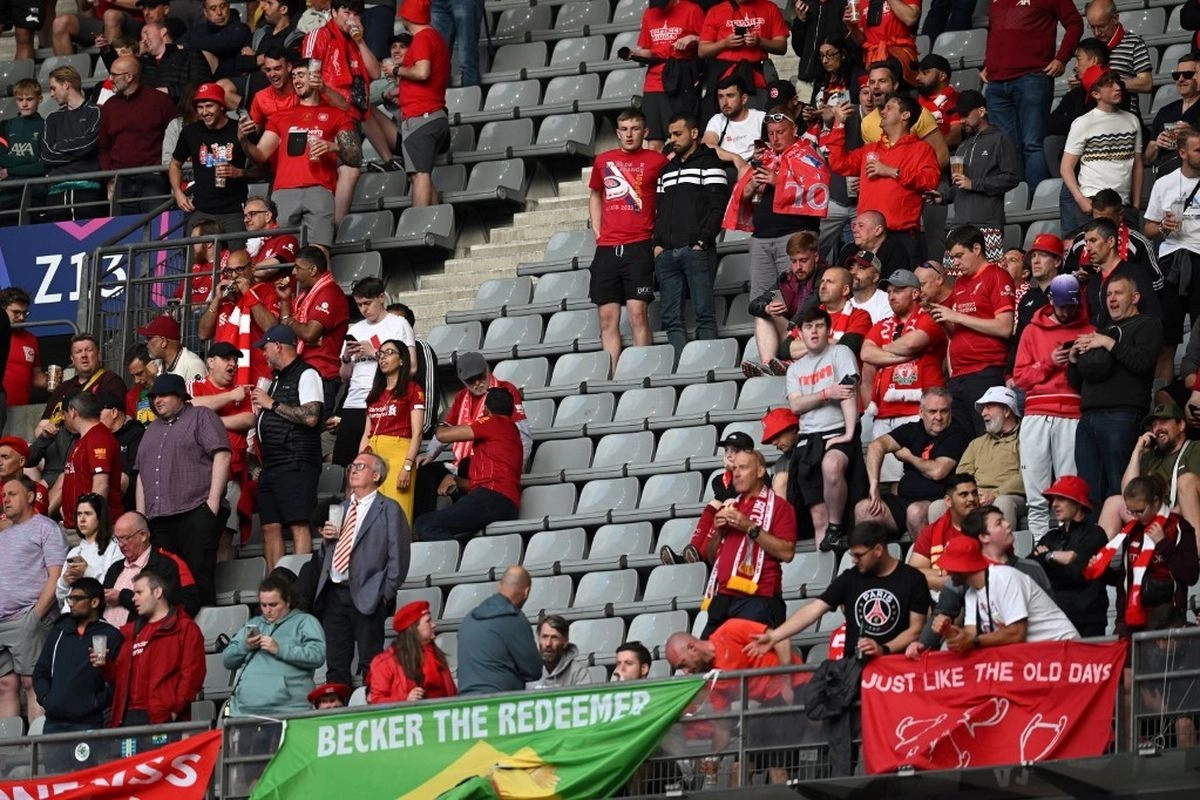 Liverpool Kacau di Anfield: Dibantai PSV, Suporter Pulang Lebih Cepat