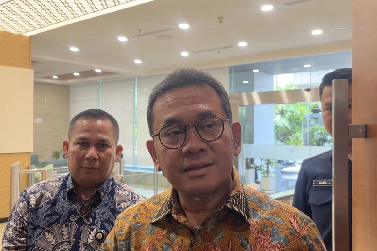 Pedagang Thrifting Minta Dilegalkan, Mendag: Ilegal ya Ilegal