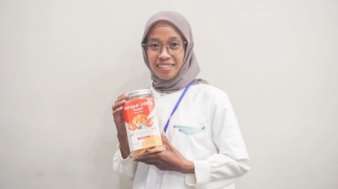 Berkat Program PNM Mekaarpreneur, Usaha Kerupuk Udang Naik Kelas