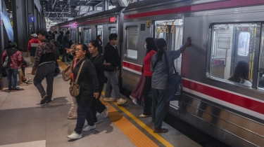 KAI Bantah Pecat Pegawai dalam Kasus Hilangnya Botol Minum di Kereta Commuter Line