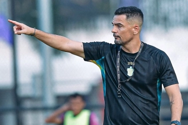 Dewa United Vs Persita, Carlos Pena: Kami adalah Tim yang Sulit Dikalahkan