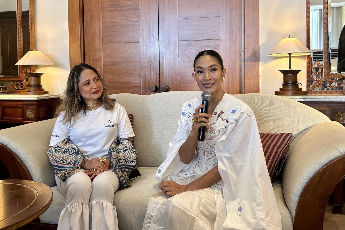 Makna Koleksi Tulola x Bakti BCA yang Libatkan Maestro Perak Desa Taro Bali