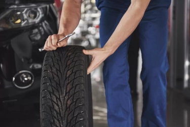 Mau Ganti Ban? Ini 7 Perbedaan Ban Tubeless vs Ban Biasa yang Sering Salah Dipahami