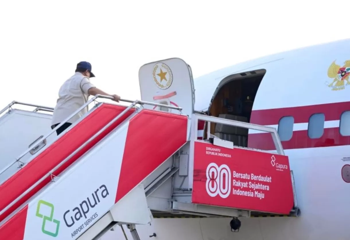 Prabowo Berangkat ke Sumatera, Pastikan Penanganan Bencana Terpadu dan Efisien