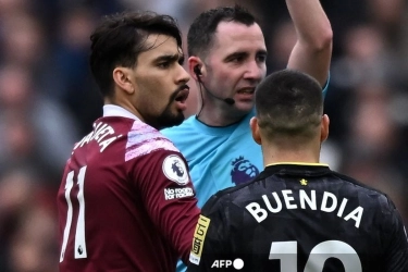 Kartu Merah Lawan Liverpool, Paqueta Ledakkan Emosi di Medsos dan Curhat soal Derita 2 Tahun