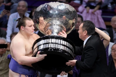 Pengungsi Ukraina Juara Sumo di Jepang, Kini Ranking 2 Dunia