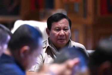 Prabowo Kerahkan TNI, Polri, hingga Kementerian Bantu Korban Banjir Sumatera