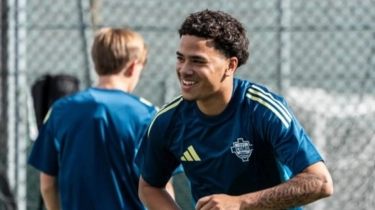 Siapa Ayah Lyfe Oldenstam? Sosok Hebat di Balik Kemampuan Bintang Muda Como