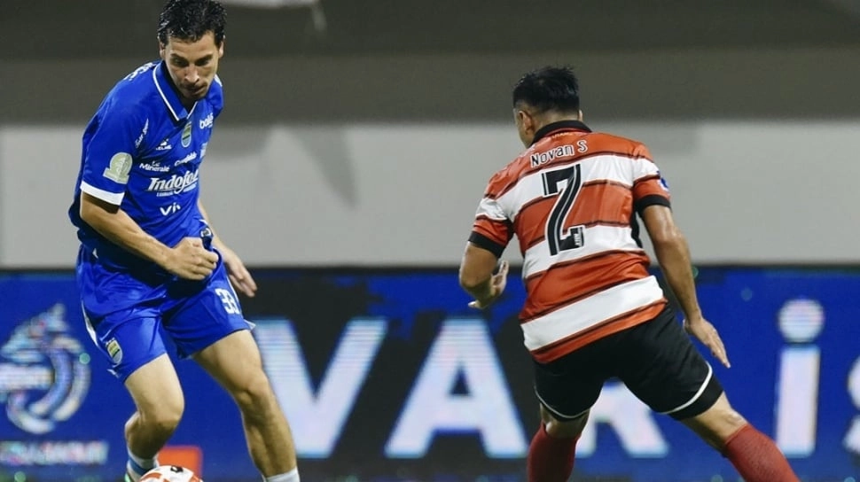 Thom Haye Pecah Telur di Persib, Dedikasi Golnya Bikin Haru