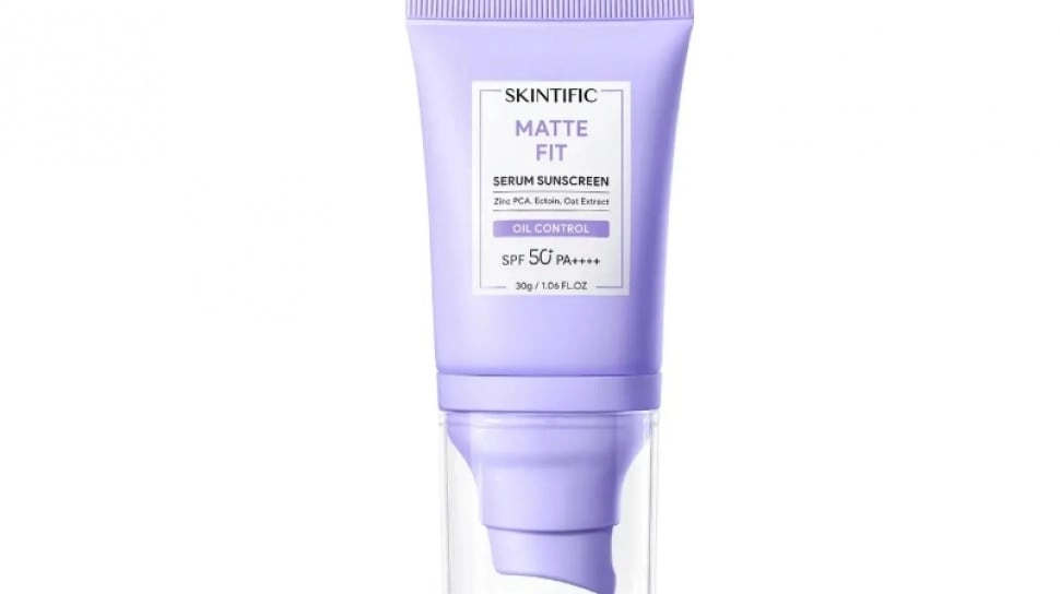 5 Rekomendasi Sunscreen Ringan yang Bisa Jadi Base Makeup, Cocok untuk Kulit Berminyak