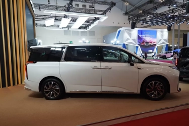 Maxus Mifa 9 Resmi jadi Armada GrabExecutive, Kolaborasi Indomobil dan Grab Indonesia