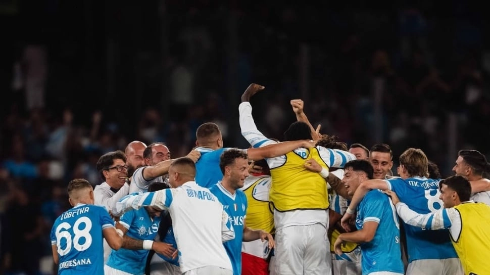 Napoli Raih Tiket Perempat Final Coppa Italia Lewat Adu Penalti