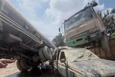 Ferry Irwandi Laporkan Kondisi Mencekam di Aceh Tamiang: Kelaparan, Kehausan, Tak Ada Listrik dan Air Bersih