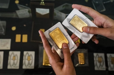 Ini Daftar Harga Emas Antam, Pegadaian, dan UBS Per 5 Desember 2025, Ada yang Turun!