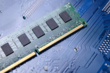 Produsen Memori Berpaling ke AI, Harga RAM PC di 2026 Bakal Masih Selangit