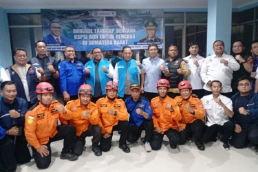 Kapolri Lepas 45 Brigade Tanggap Bencana KSPSI ke Lokasi Bencana Sumatera