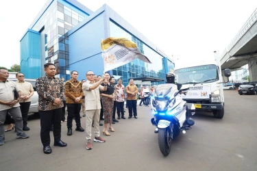 Kementerian P2MI Salurkan Bantuan bagi Warga Terdampak Banjir di Sumatera