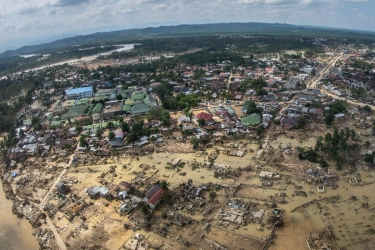 Panggilan Darurat dari Sumatera: Pemerintah Gamang Tetapkan Bencana Nasional?